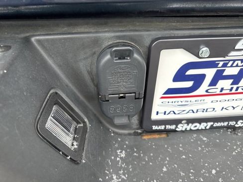 Used 2019 Ford F150 Platinum w/ Technology Package image 16