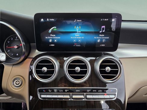 Used 2022 Mercedes-Benz GLC 300 GLC 300 image 18