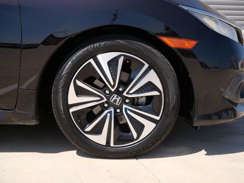 Used 2017 Honda Civic EX-L image 7