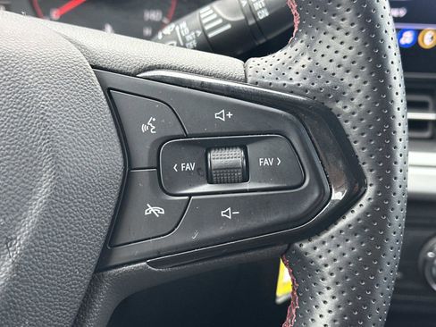 Certified 2024 Chevrolet Trax RS image 22