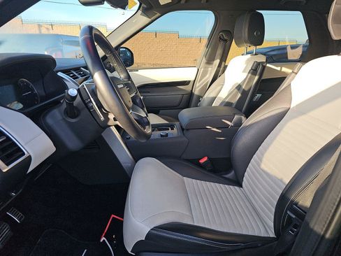 Used 2023 Land Rover Discovery S R-Dynamic AWD/4WD image 8