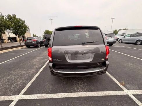 Used 2019 Dodge Grand Caravan GT FWD image 8