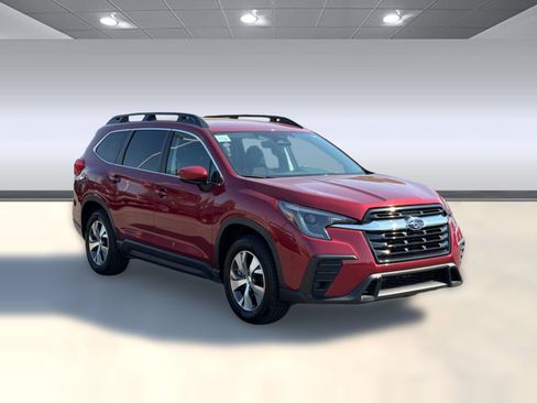 Used 2025 Subaru Ascent Premium AWD/4WD image 7