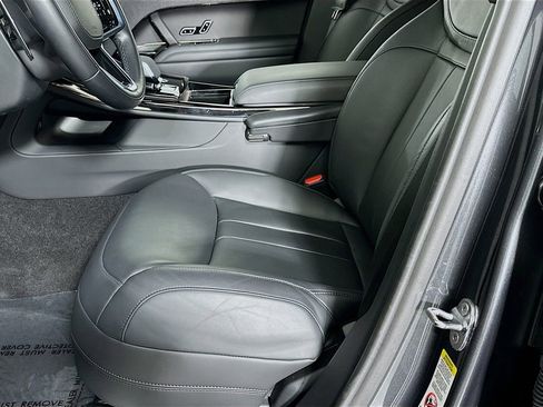 Used 2024 Land Rover Range Rover Sport SE image 22