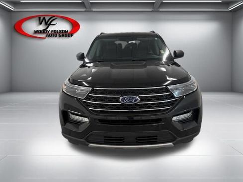Used 2024 Ford Explorer XLT w/ Equipment Group 202A image 2