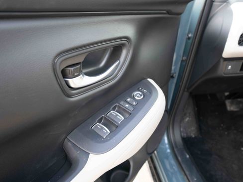 New 2026 Honda HR-V EX-L image 7