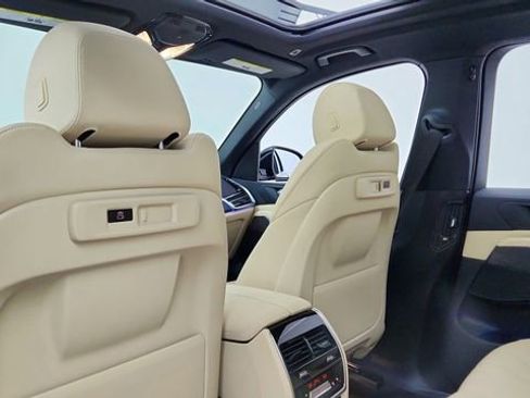Used 2022 BMW X5 sDrive40i w/ Premium Package RWD image 31