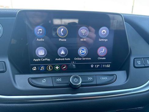 Used 2022 Chevrolet Blazer LT w/ Midnight/Sport Edition image 3