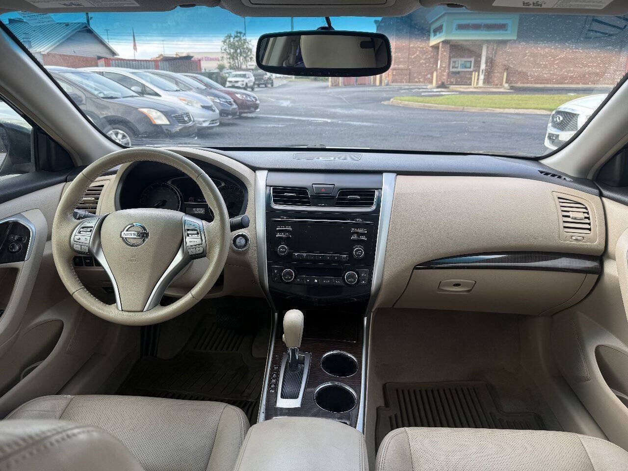 Used 2013 Nissan Altima 2.5 SL FWD image 29