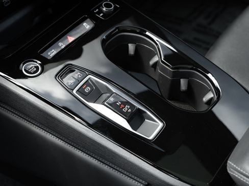 Used 2025 Audi A5 2.0T Premium w/ Convenience Package image 18