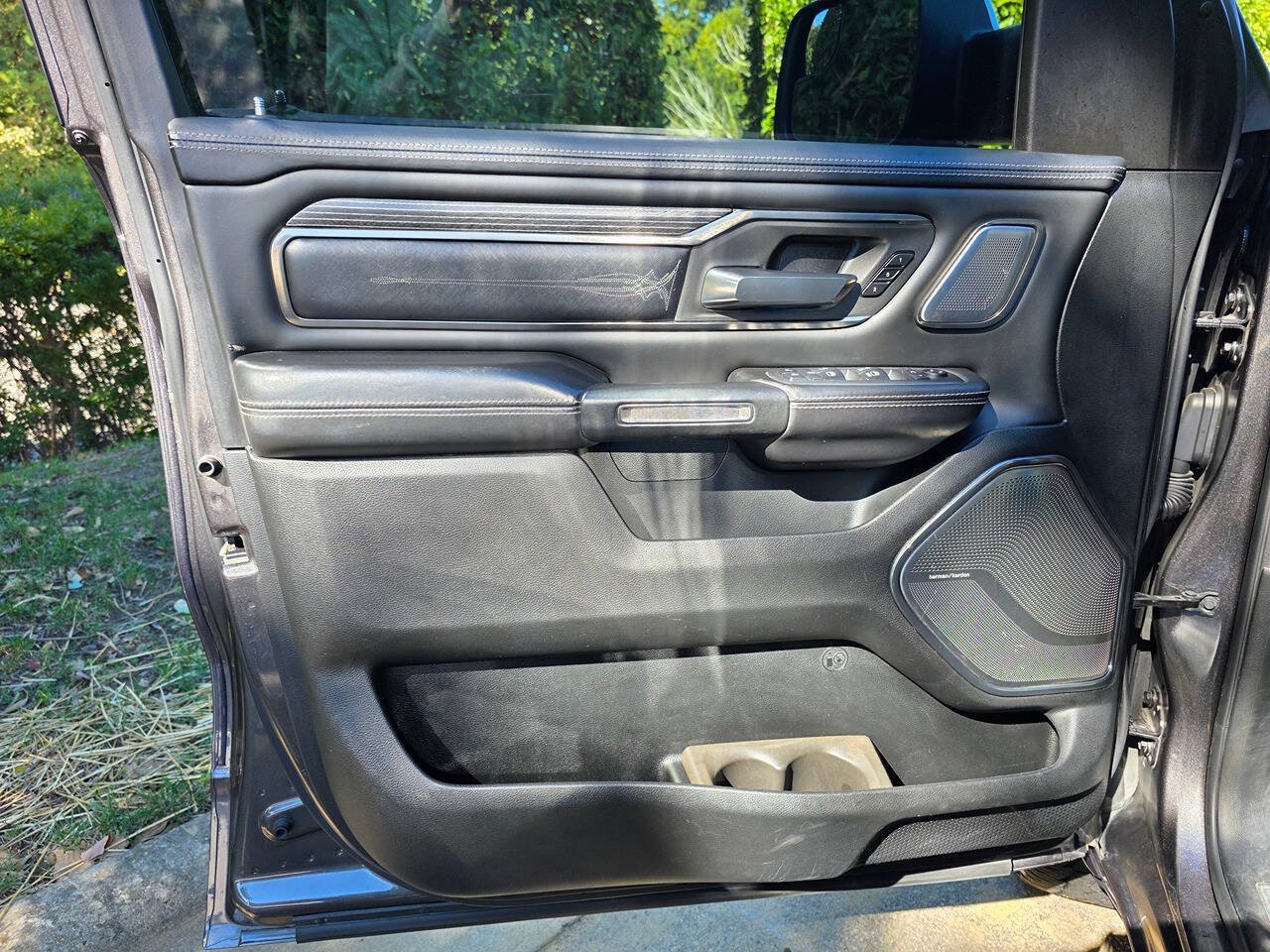 Used 2020 RAM 1500 Limited AWD/4WD image 13