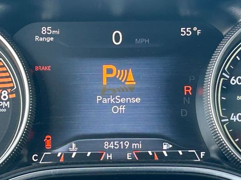 Used 2019 Jeep Cherokee Trailhawk w/ Cold Weather Group image 23