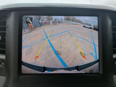 Used 2021 RAM 1500 Big Horn image 18