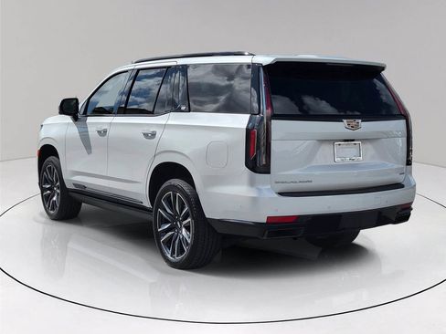 Used 2024 Cadillac Escalade Sport Platinum RWD image 4