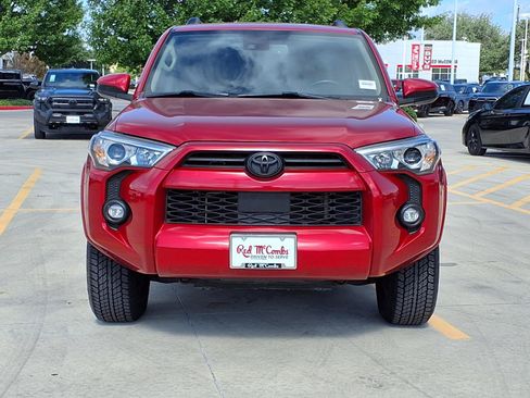 Used 2022 Toyota 4Runner SR5 RWD image 2