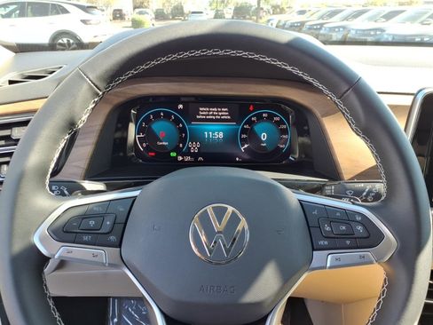New 2026 Volkswagen Atlas SE image 15
