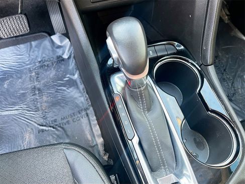 Used 2021 Buick Encore GX Select w/ Sport Touring Package image 16