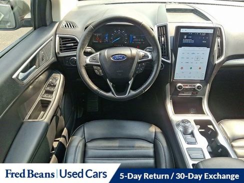 Used 2022 Ford Edge SEL w/ Convenience Package image 14