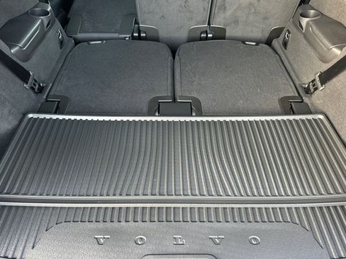 New 2026 Volvo XC90 B5 Plus w/ Protection Package image 15