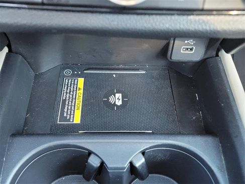 Used 2024 Honda HR-V EX-L image 31