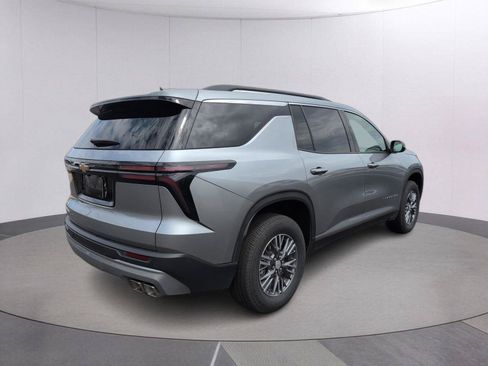 Certified 2026 Chevrolet Traverse LT FWD image 7