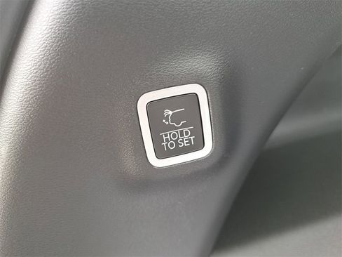 New 2025 Jeep Wagoneer S Limited image 13