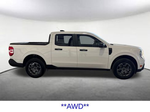 Used 2025 Ford Maverick XLT w/ Equipment Group 302A AWD/4WD image 6