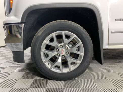 Used 2018 GMC Sierra 1500 SLT w/ SLT Premium Package AWD/4WD image 12
