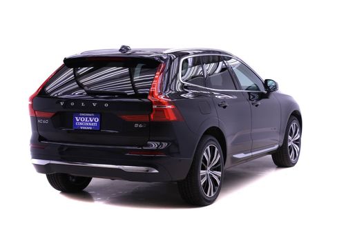 Certified 2022 Volvo XC60 B6 Inscription w/ Advanced Package image 8