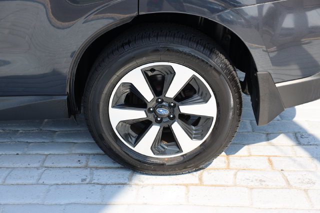 Used 2018 Subaru Forester 2.5i w/ Alloy Wheel Package AWD/4WD image 39