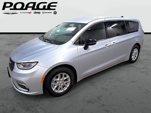 New 2026 Chrysler Pacifica Select image 1