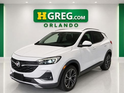 Used 2020 Buick Encore GX Essence w/ Advanced Technology Package FWD image 4
