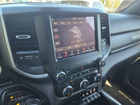 Used 2019 RAM 1500 Big Horn AWD/4WD image 19
