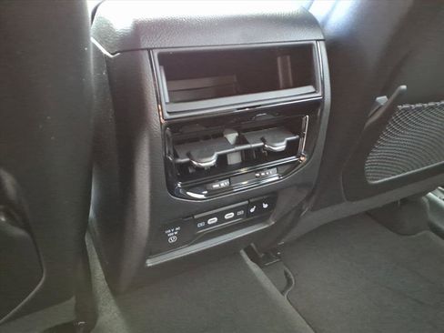 New 2026 Jeep Grand Cherokee Limited image 33