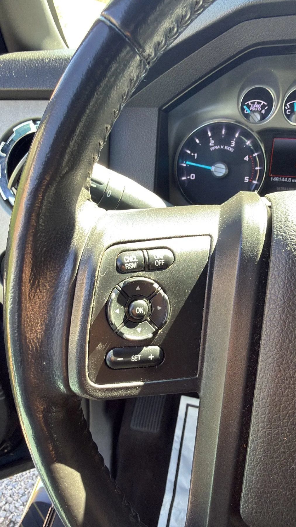 Used 2015 Ford F250 Lariat w/ Lariat Ultimate Package AWD/4WD image 21