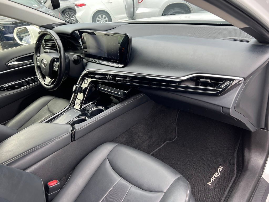 Certified 2022 Toyota Mirai w/ Advanced Technology Package RWD image 24