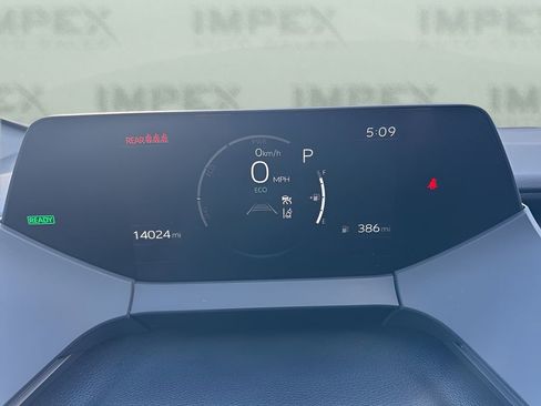 Used 2025 Toyota Prius LE image 20