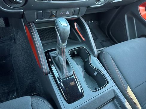 Used 2025 Nissan Frontier PRO-4X image 17