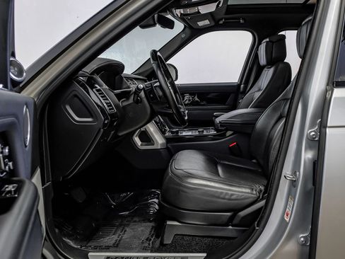 Used 2018 Land Rover Range Rover Supercharged image 29