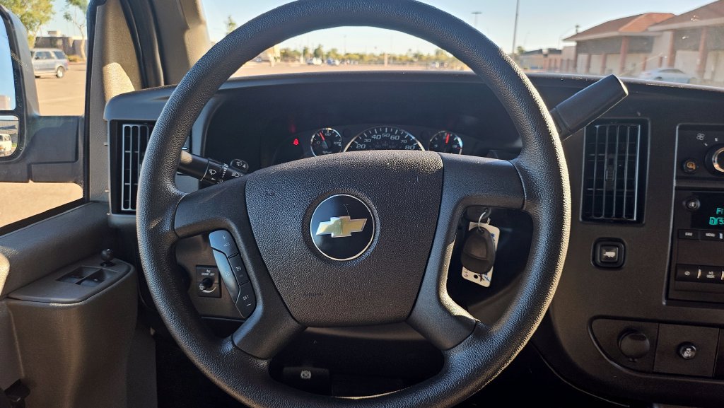 Used 2025 Chevrolet Express 3500 LT w/ LT Preferred Equipment Group RWD image 30