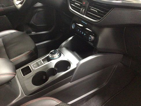 New 2026 Ford Escape ST-Line w/ Tech Pack #1 image 34