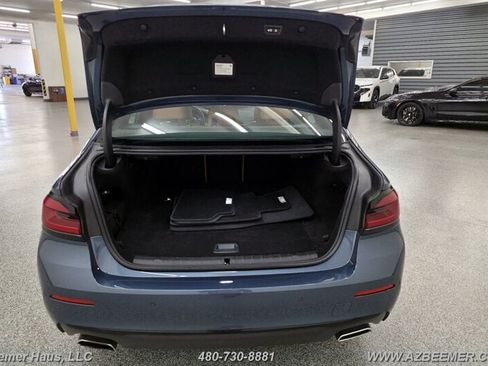 Used 2023 BMW 530e w/ Premium Package RWD image 15