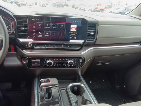 Used 2023 GMC Sierra 1500 SLT w/ SLT Convenience Package AWD/4WD image 21