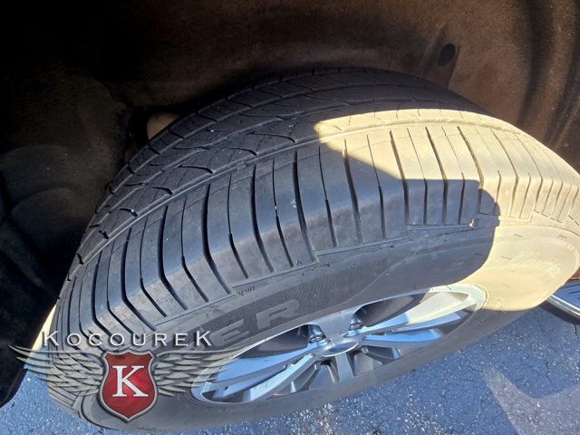 Used 2021 Ford Expedition XLT AWD/4WD image 6