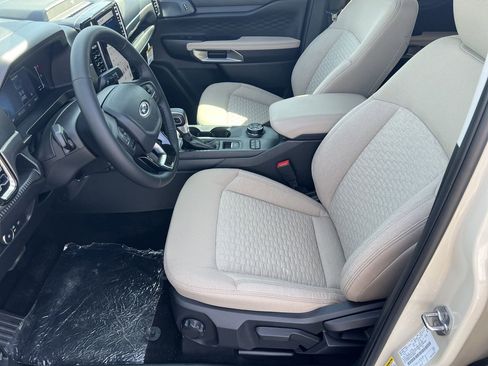 New 2025 Ford Ranger XLT w/ FX4 Off-Road Package image 16