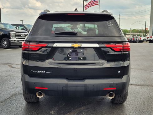Used 2023 Chevrolet Traverse LT image 5