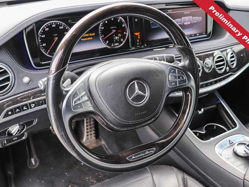 Used 2015 Mercedes-Benz S 550 Sedan image 16