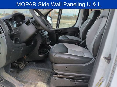 Used 2025 RAM ProMaster 2500 w/ Convenience Group FWD image 10