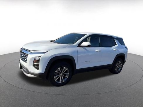 Used 2025 Chevrolet Equinox LT image 8