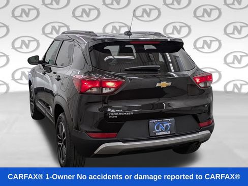Used 2025 Chevrolet TrailBlazer LT AWD/4WD image 15